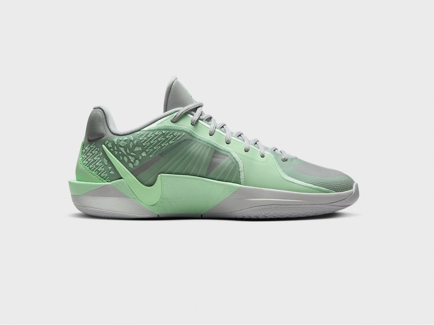 Кроссовки Nike Sabrina 2 